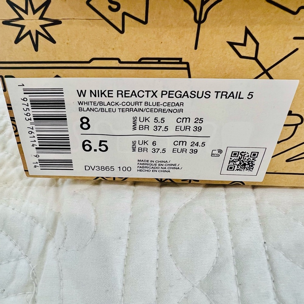 Nike ReactX Pegasus Trail 5 Running Shoes - White with Green & Navy Accents - Picture 4 of 7